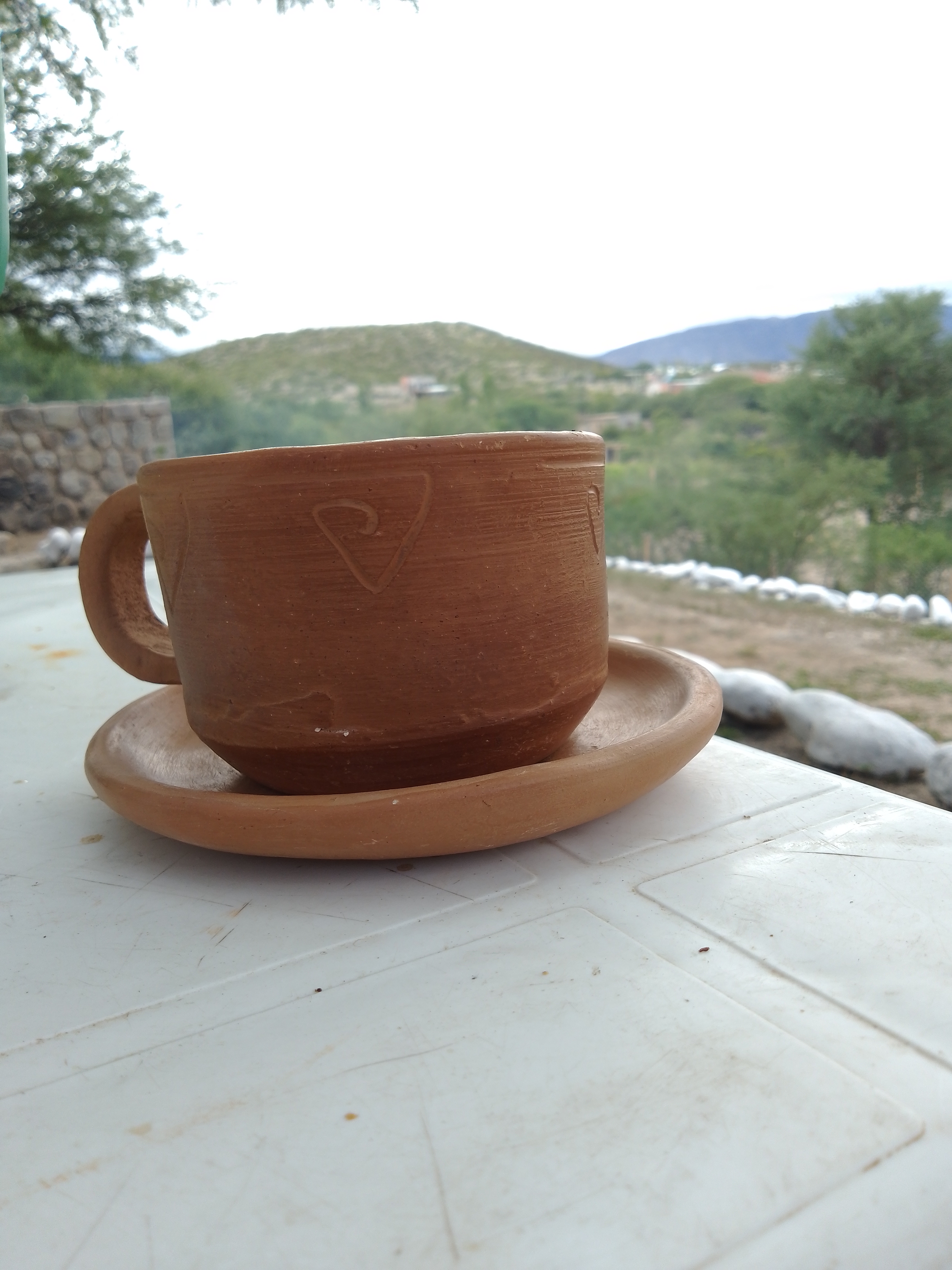 Tazas  y plato, + cuenco